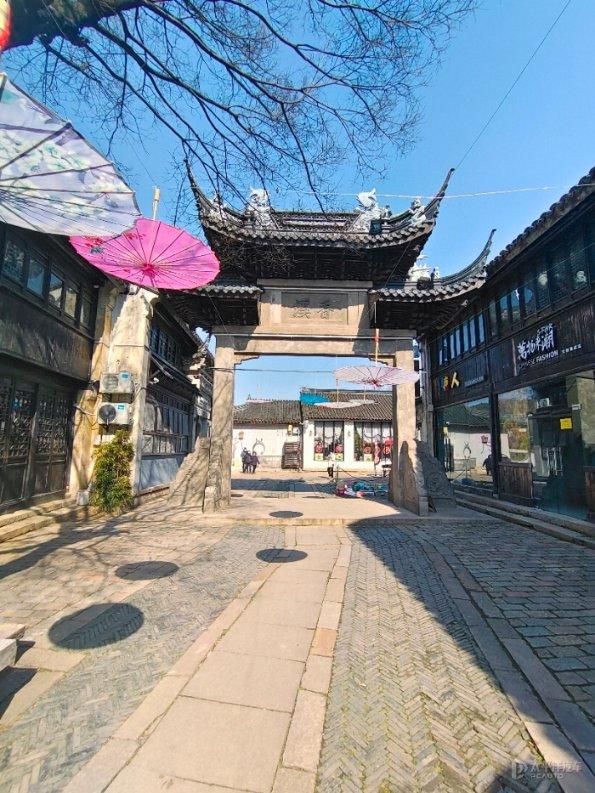 逃离整洁房屋